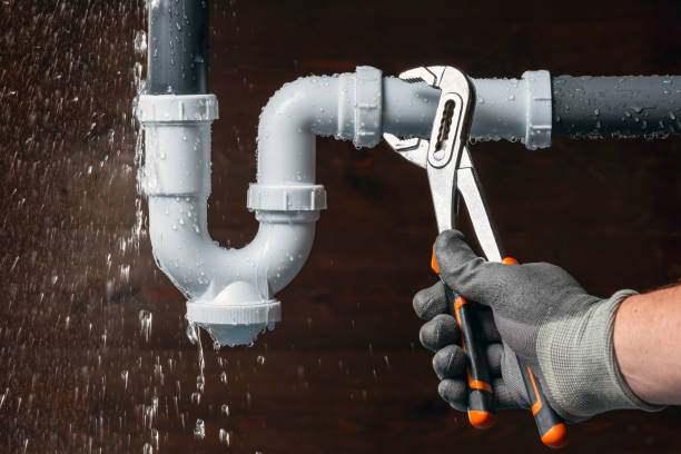 Professional Leak Detection technician working in Copeville, TX